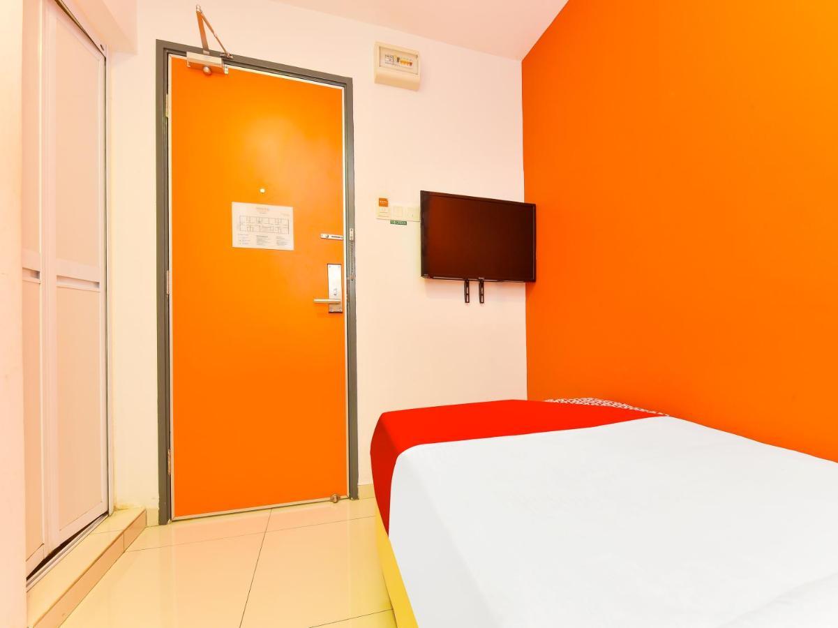 Oyo 90511 Sovotel Kota Damansara 38A Екстер'єр фото