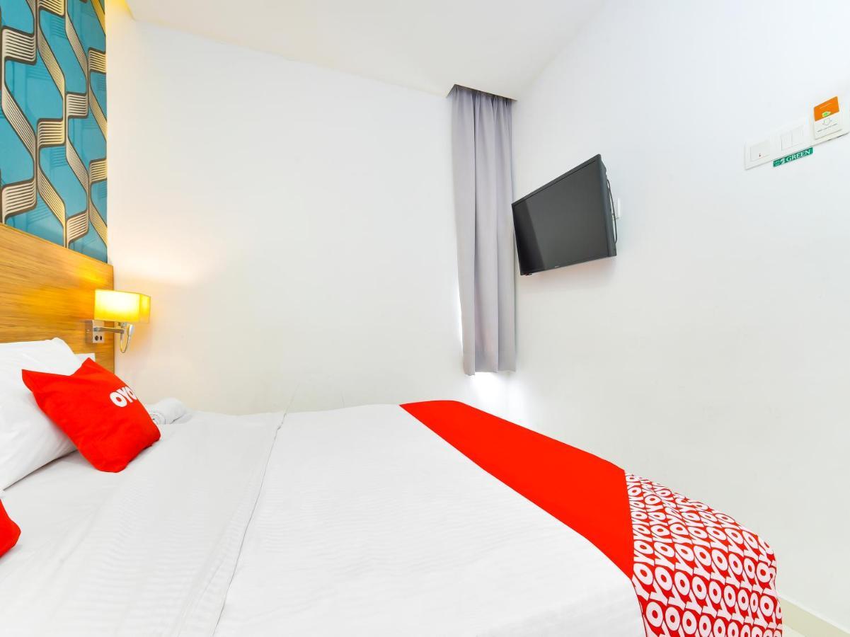 Oyo 90511 Sovotel Kota Damansara 38A Екстер'єр фото