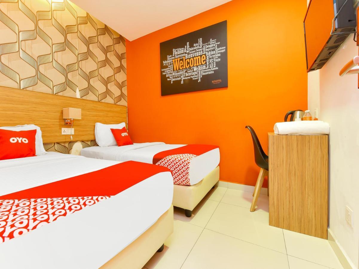 Oyo 90511 Sovotel Kota Damansara 38A Екстер'єр фото