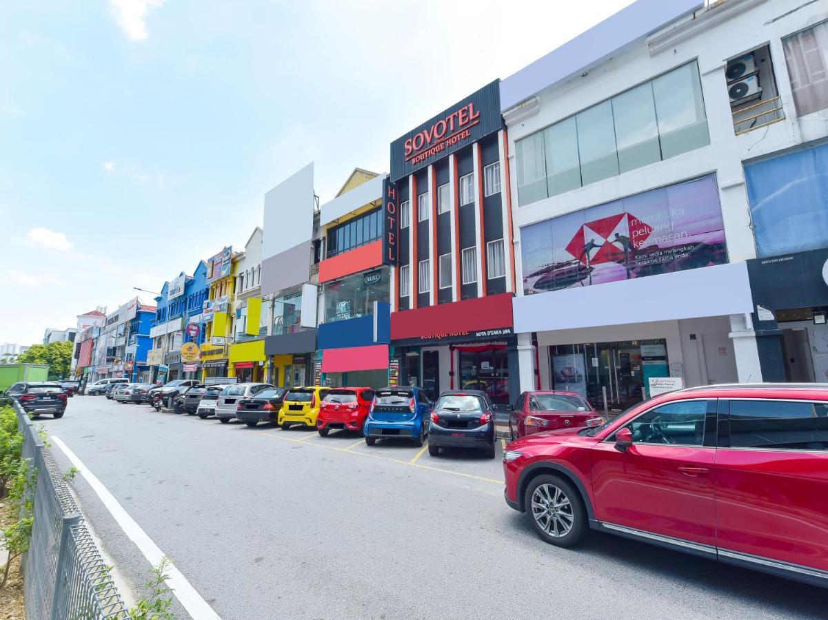 Oyo 90511 Sovotel Kota Damansara 38A Екстер'єр фото
